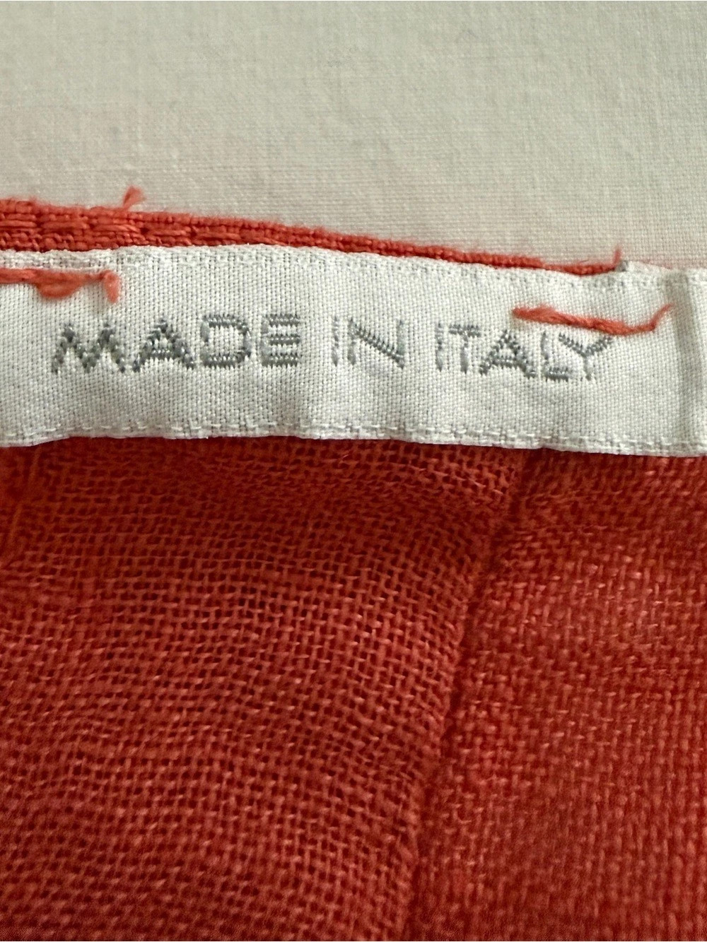 Made in Italy Linen Button-Front Blouse in Red - Picture 8 of 9